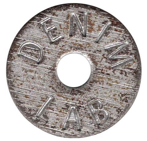 Denim.lab is a one stop shop for all things DIY denim, fabrics, buttons, leather labels, sewing yarns and denim books.