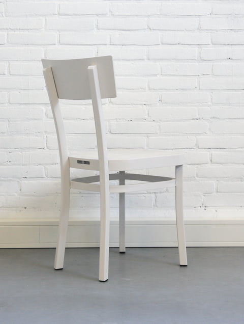 Icon II chair