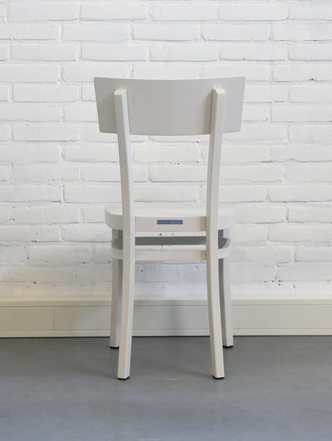 Icon II chair